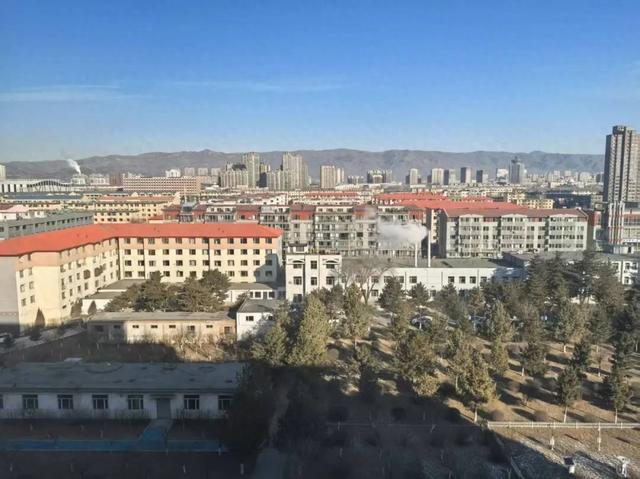 今明两天内蒙古晴朗升温天气持续 24日起强冷空气猛烈反攻带来寒潮降雪