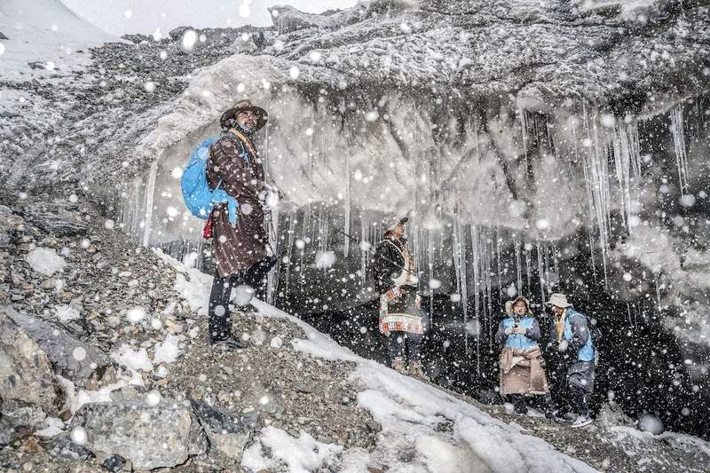 冰川守望者｜“急迫且美好”，一座雪山的数据记忆