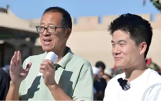 董宇辉“单飞”后遗症：东方甄选爆亏，俞敏洪后悔了？ ｜ BUG