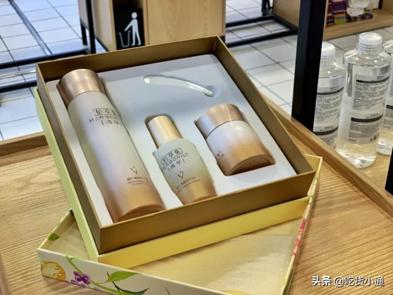 三江购物股票，投资新热点，引领市场潮流