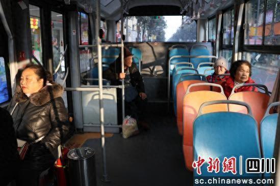 绵竹：优化交通环境 助力美好出行