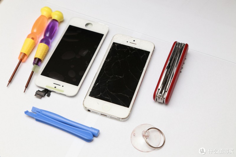 iPhone4S，iPhone5 & iPad mini Retina屏幕更换心得手机主板坏了值得修吗「iPhone4S，iPhone5 & iPad mini Retina屏幕更换心得」