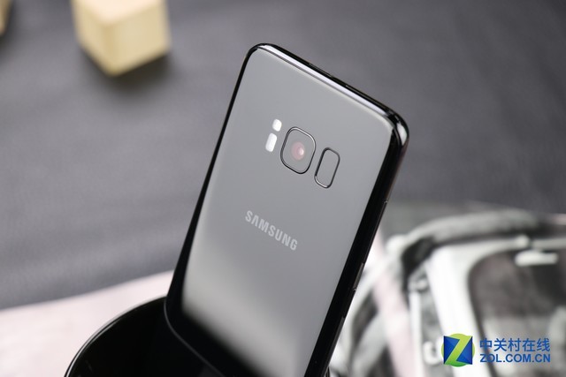 【三星GALAXYS8评测】生物识别：指纹／虹膜／面部的三位一体识别方案s8手机「【三星GALAXYS8评测】生物识别：指纹／虹膜／面部的三位一体识别方案」