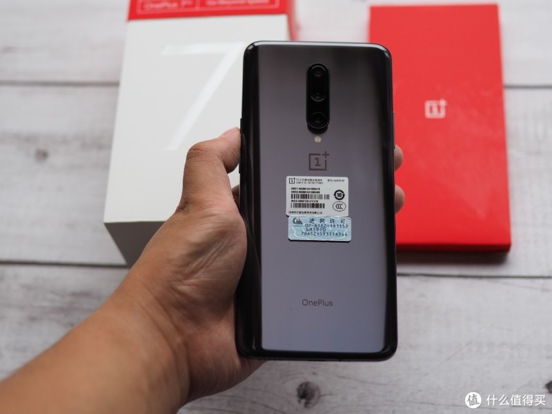 一加7 Pro深度评测：优点很显著，但仍有不足