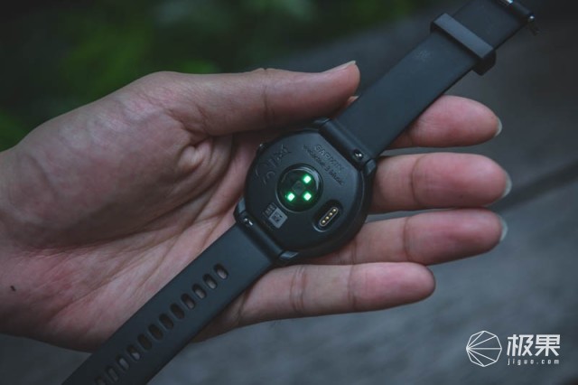 佳明（Garmin）vivoactive3音乐手表