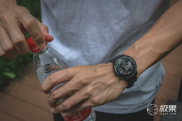 佳明（Garmin）vivoactive3音乐手表