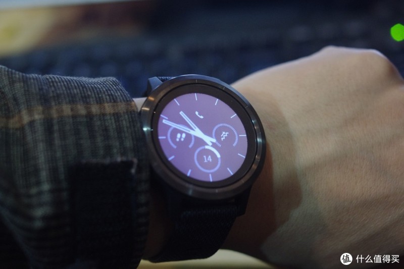 传统手表爱好者眼中的智能运动手表——Garmin vívoactive 3