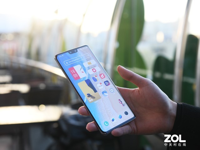轻薄机身也有旗舰性能 vivo S12 Pro游戏体验实测 