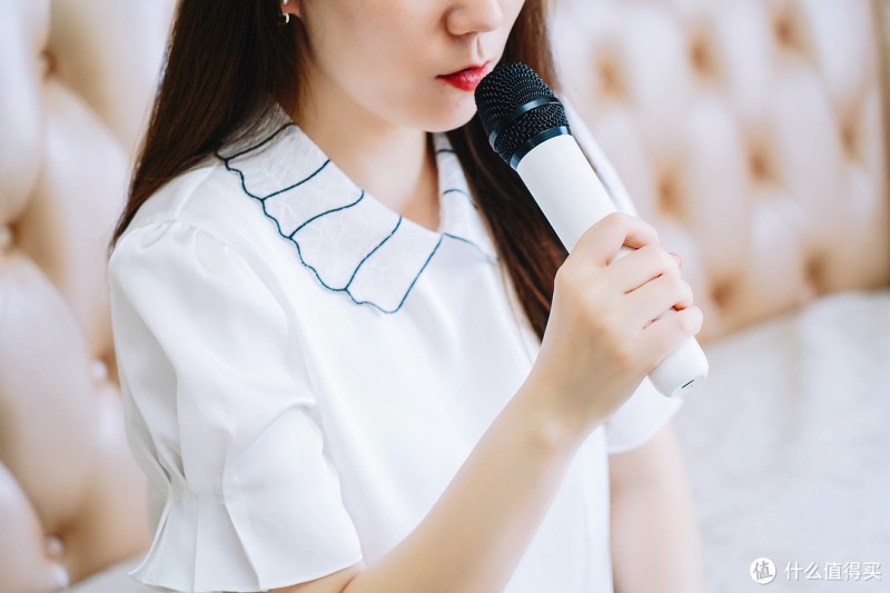 横竖都好用，比手机更爽：能K歌的小度添添旋转智能屏T10