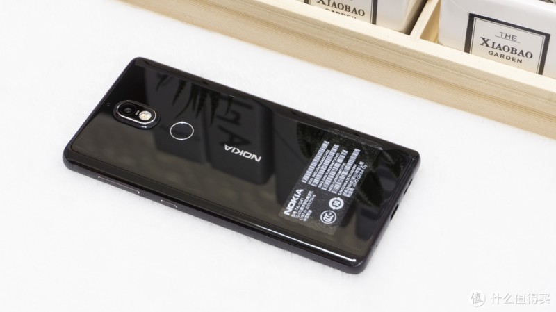 诺基亚 Nokia 7：不只是情怀的回归，也不需要同情的目光。