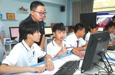 北京如何落实各项改革任务？来看市教委主任李奕的回答