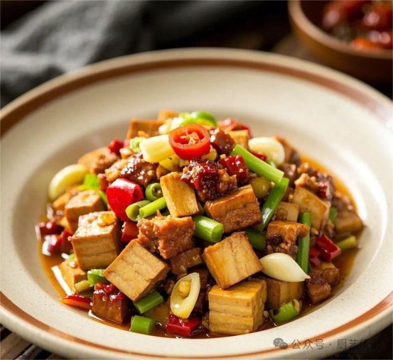经典名肴——炒荤酱丁