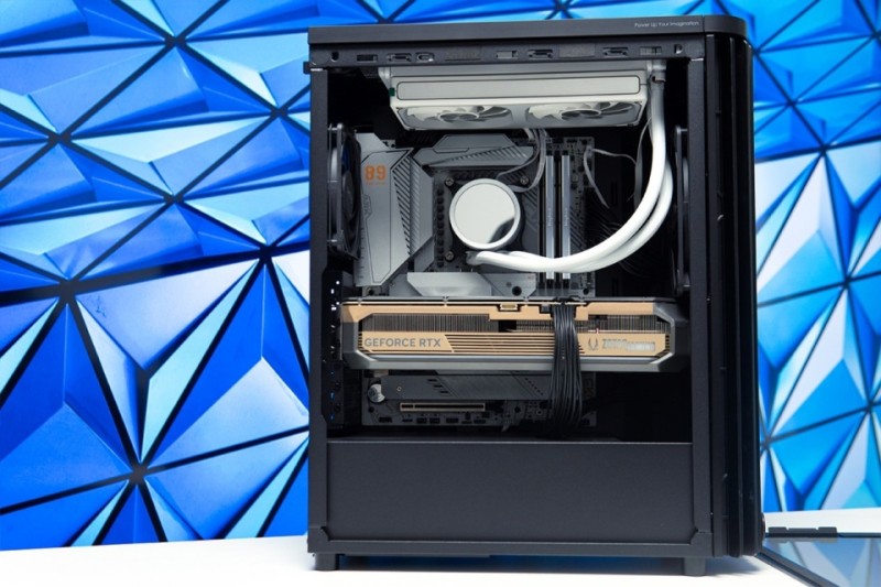 1.5W 配置，索泰 GeForce RTX5070 TiAMP EXTREME INFINITY+华硕PA401 木艺机箱装机