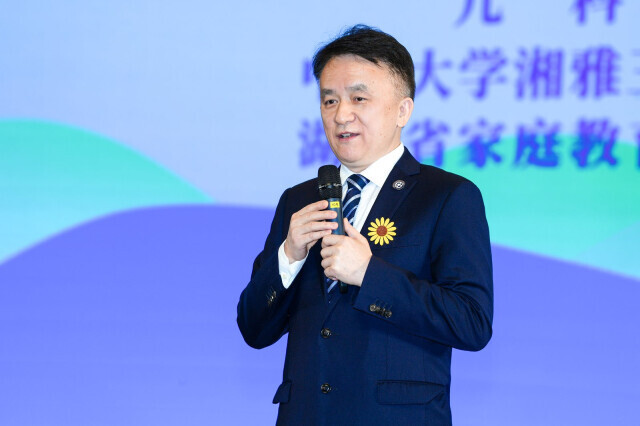 如何做好家庭中的“食育”“体育”“德育”？他们告诉你