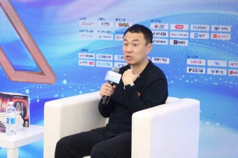李檬：AI会把应用干掉，广告会从干扰性推送进化成有效内容