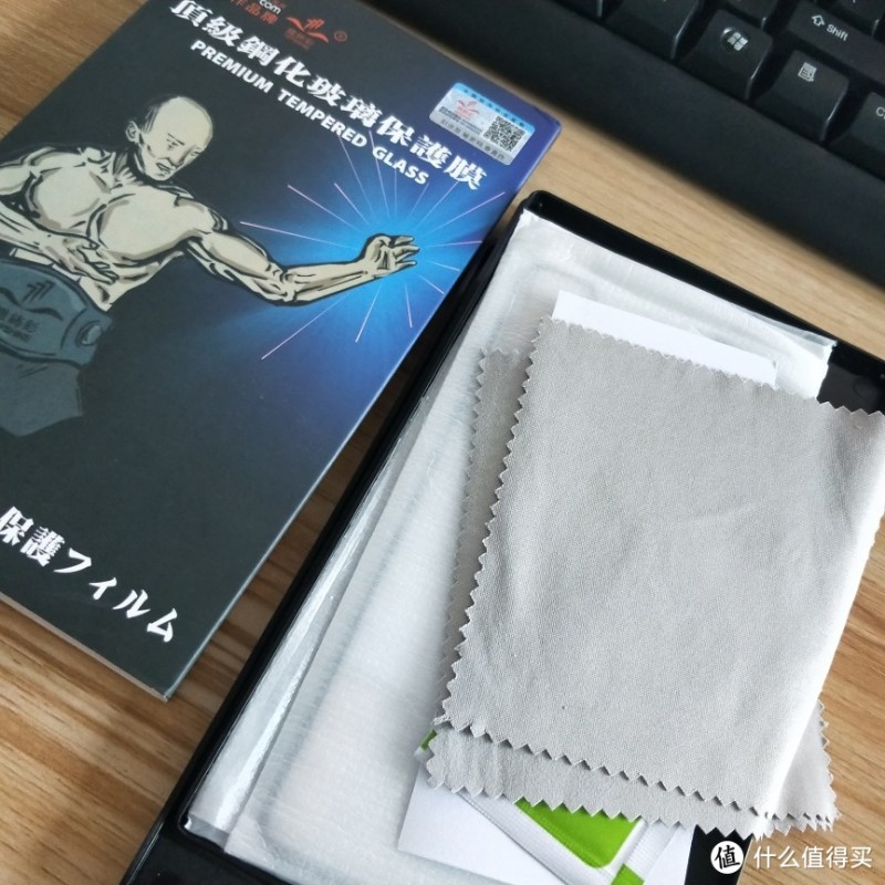 手机贴膜气泡怎么处理？