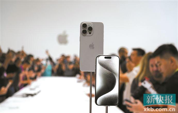 剪掉“刘海”的iPhone 15发布，iPhone 14应声降价苹果最轻的手机「剪掉“刘海”的iPhone 15发布，iPhone 14应声降价」